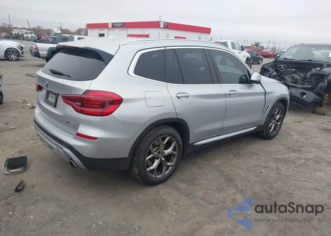 2021 BMW X3 xDrive30I z USA, uszkodzony, nr VIN 5UXTY5C00M9H70619
